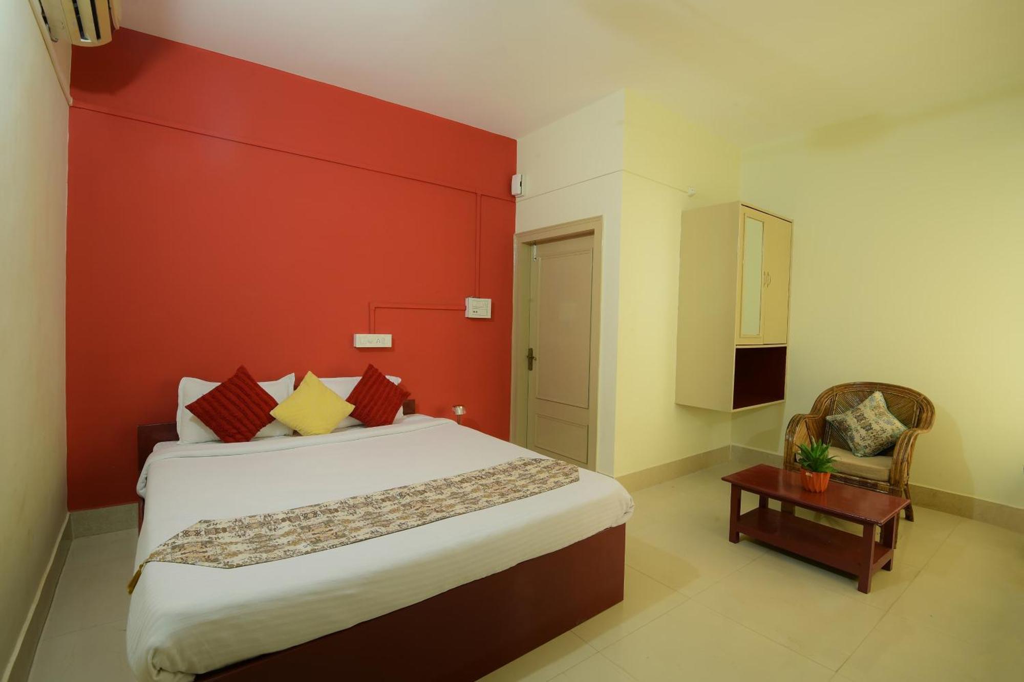 Hotel Bhargav กูวาฮาติ ภายนอก รูปภาพ