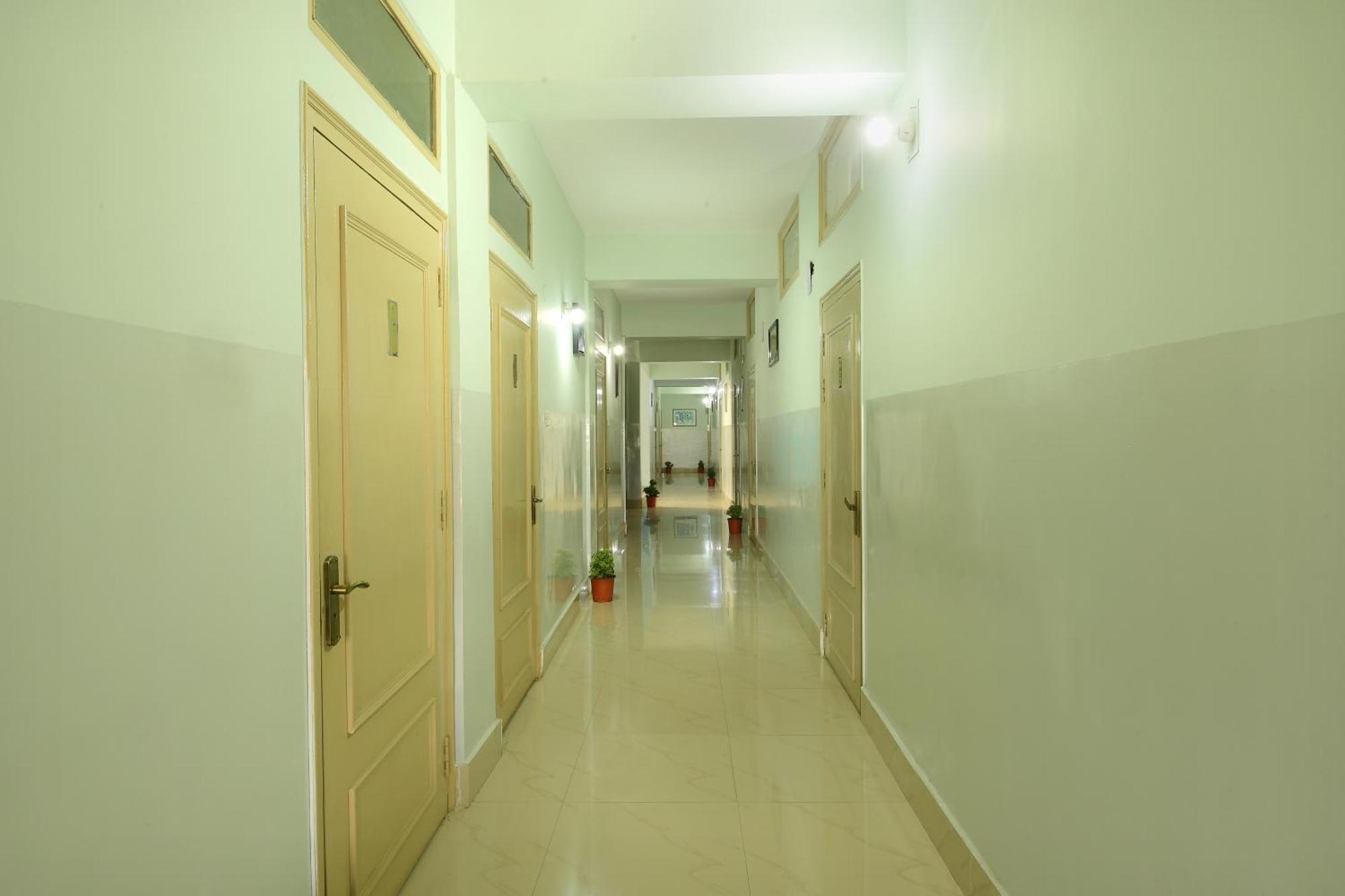 Hotel Bhargav กูวาฮาติ ภายนอก รูปภาพ