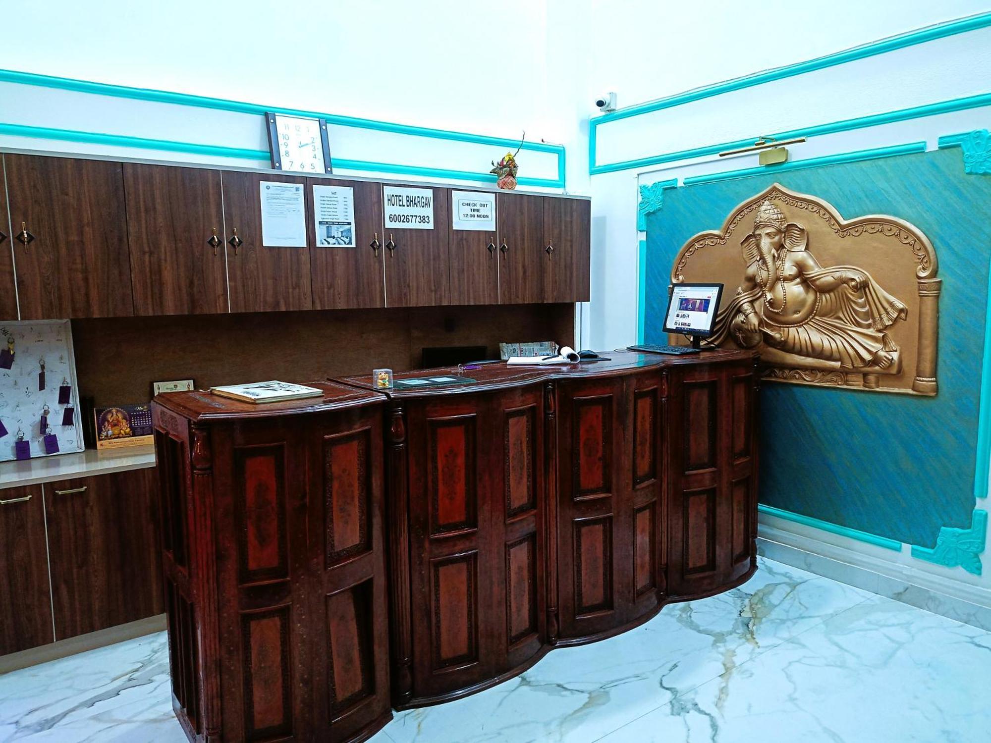 Hotel Bhargav กูวาฮาติ ภายนอก รูปภาพ